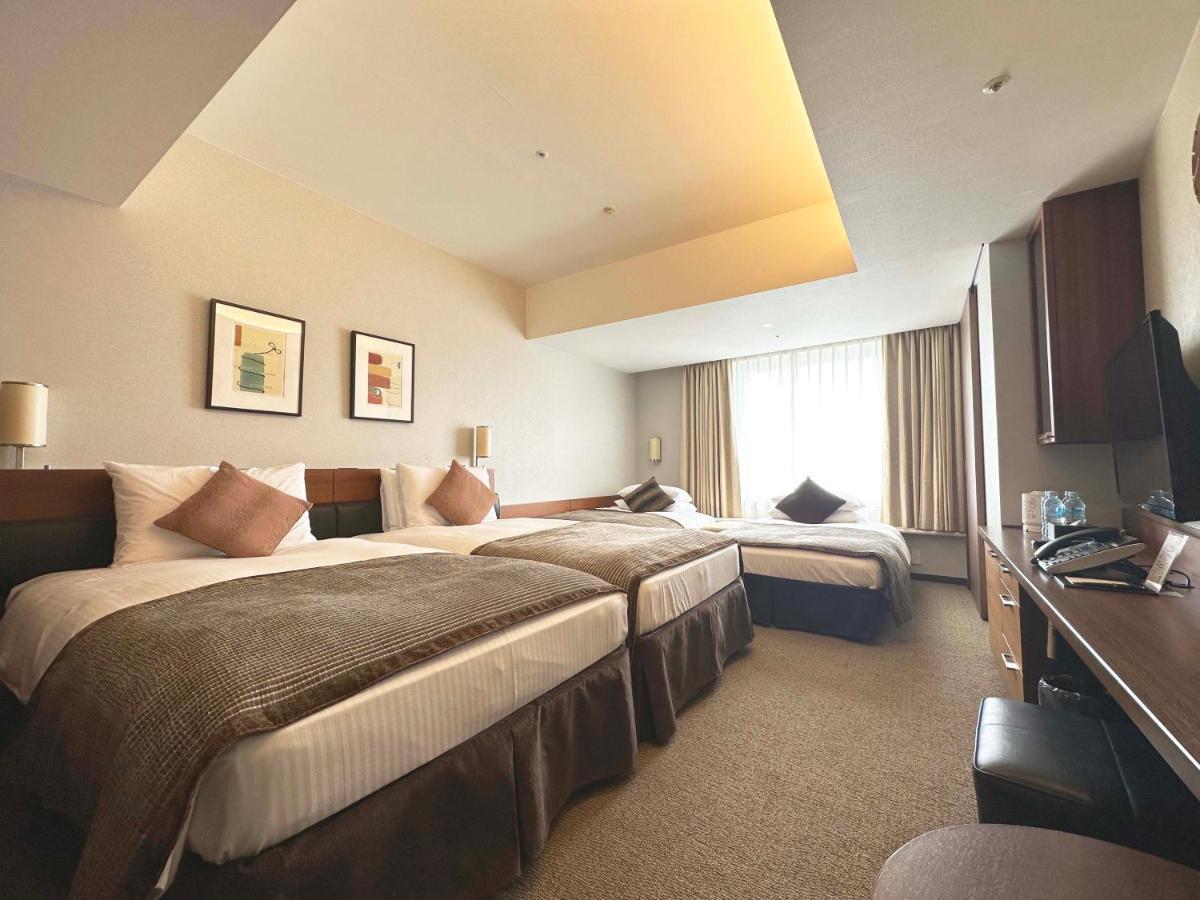Tokyo Bay Maihama Hotel Чиба Екстериор снимка