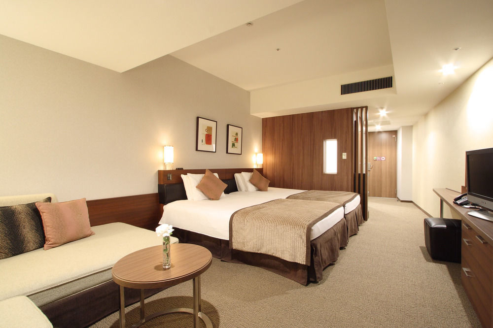Tokyo Bay Maihama Hotel Чиба Екстериор снимка